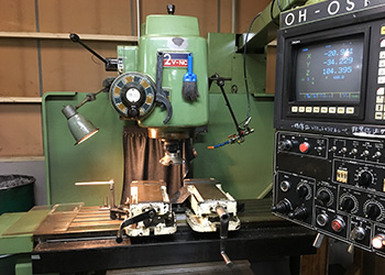 株式会社 J･P･F　ＮＣフライス盤